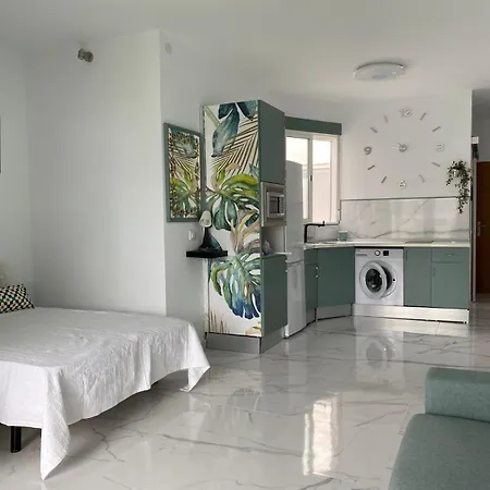 Canteras Samperez 公寓 *